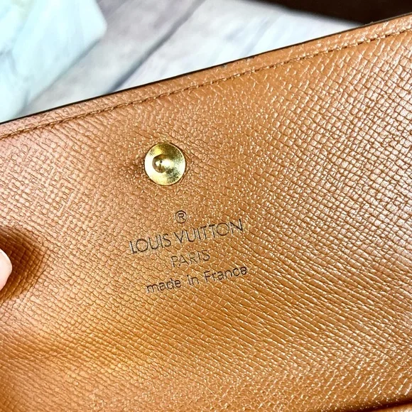 Louis Vuitton vintage Elise wallet - Picture 4 of 13